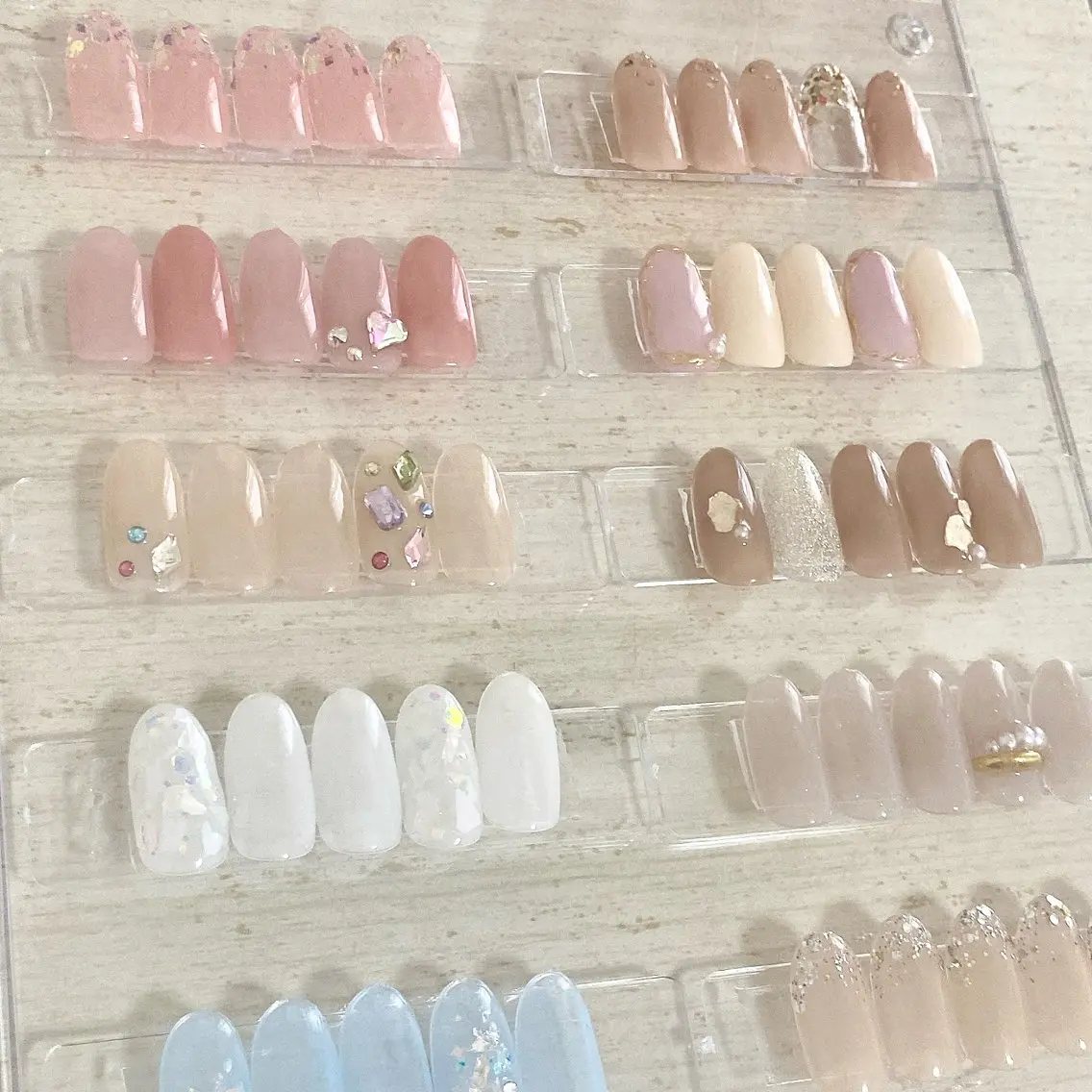 ネイル オフィスネイル シンプルネイル Aoi💅🏻 表参道のネイルデザイン