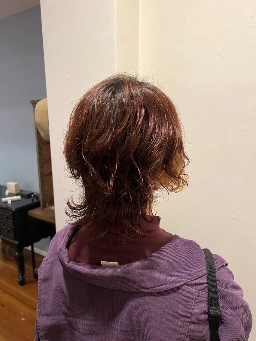 パーマ ウルフカット 水田 芹七のヘアスタイル