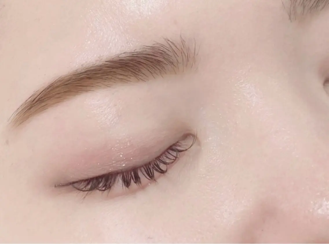 アイブロウ 眉カラー 眉毛ワックス脱毛 Livicate 💗🧁🎀🦋のマツエク・マツパデザイン