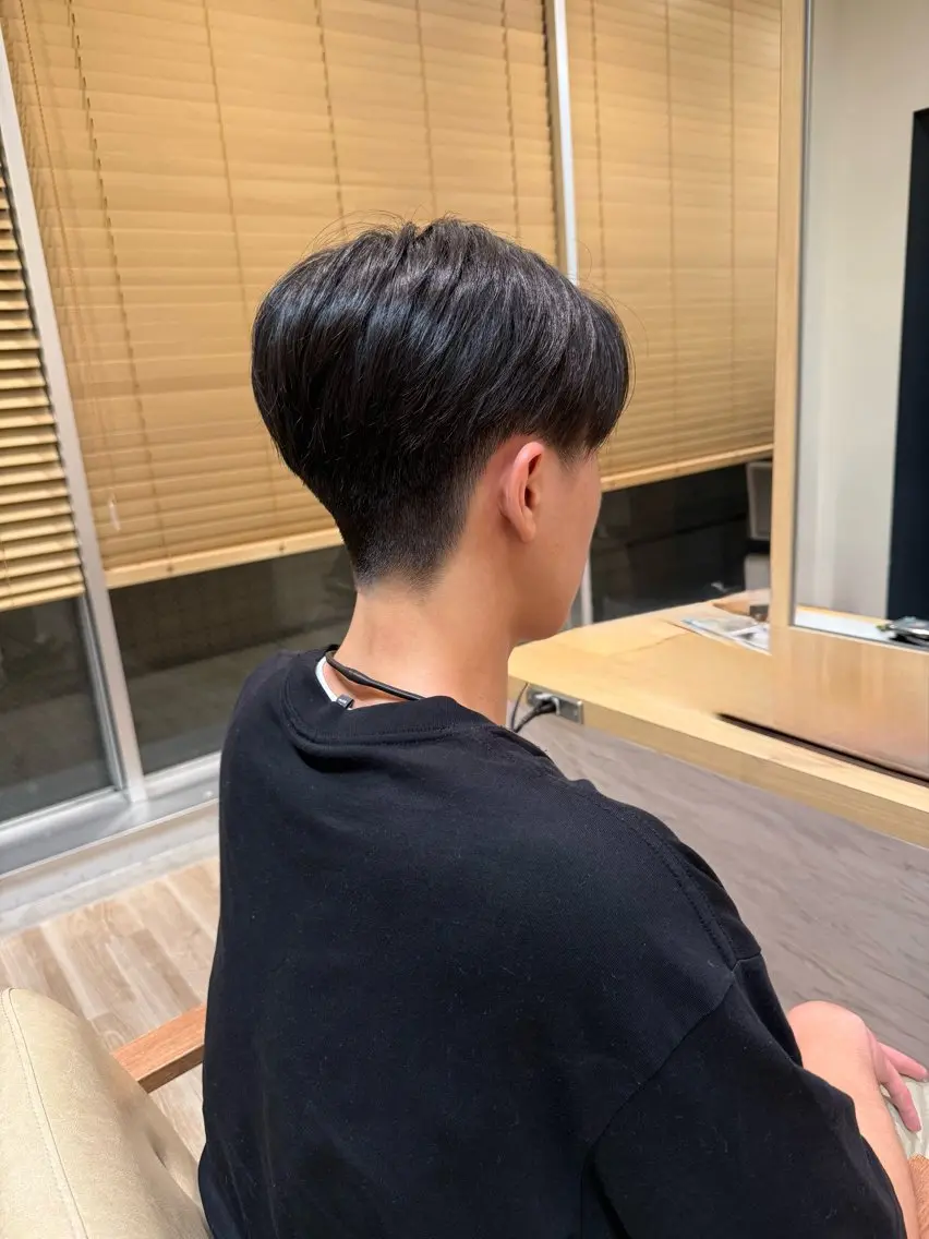 メンズ 日山 晃志のヘアスタイル