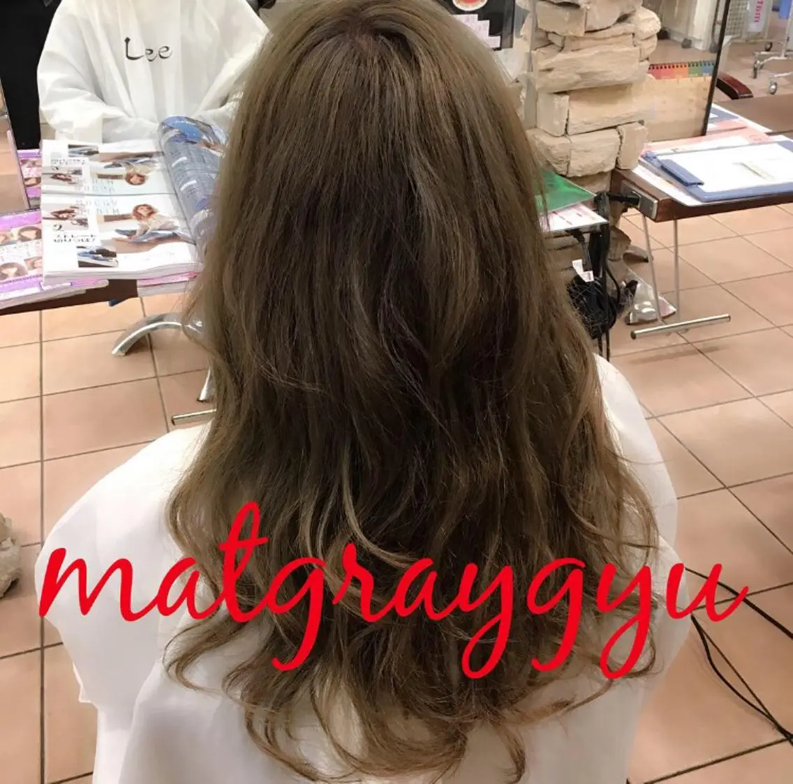 セミロング ロング カラー パーマ グレージュ _WHITE高槻店 yusukeのヘアスタイル