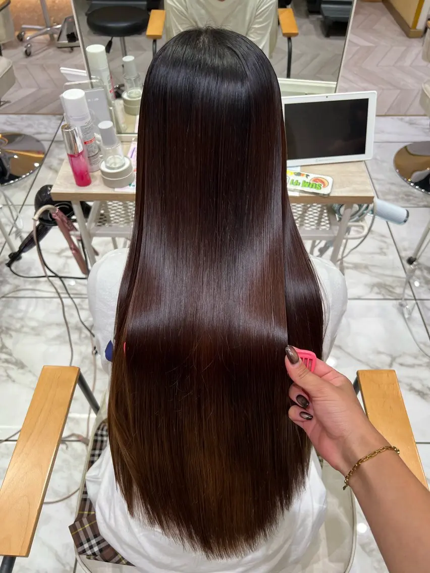 ロング カット 縮毛矯正 酸性ストレート人気 No,1/カスミ🩰のヘアスタイル