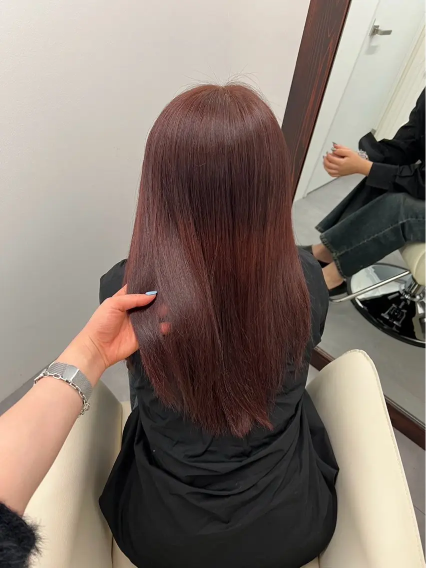 セミロング カラー レッドカラー 江坂トレンド韓国風 髪質改善shinoのヘアスタイル