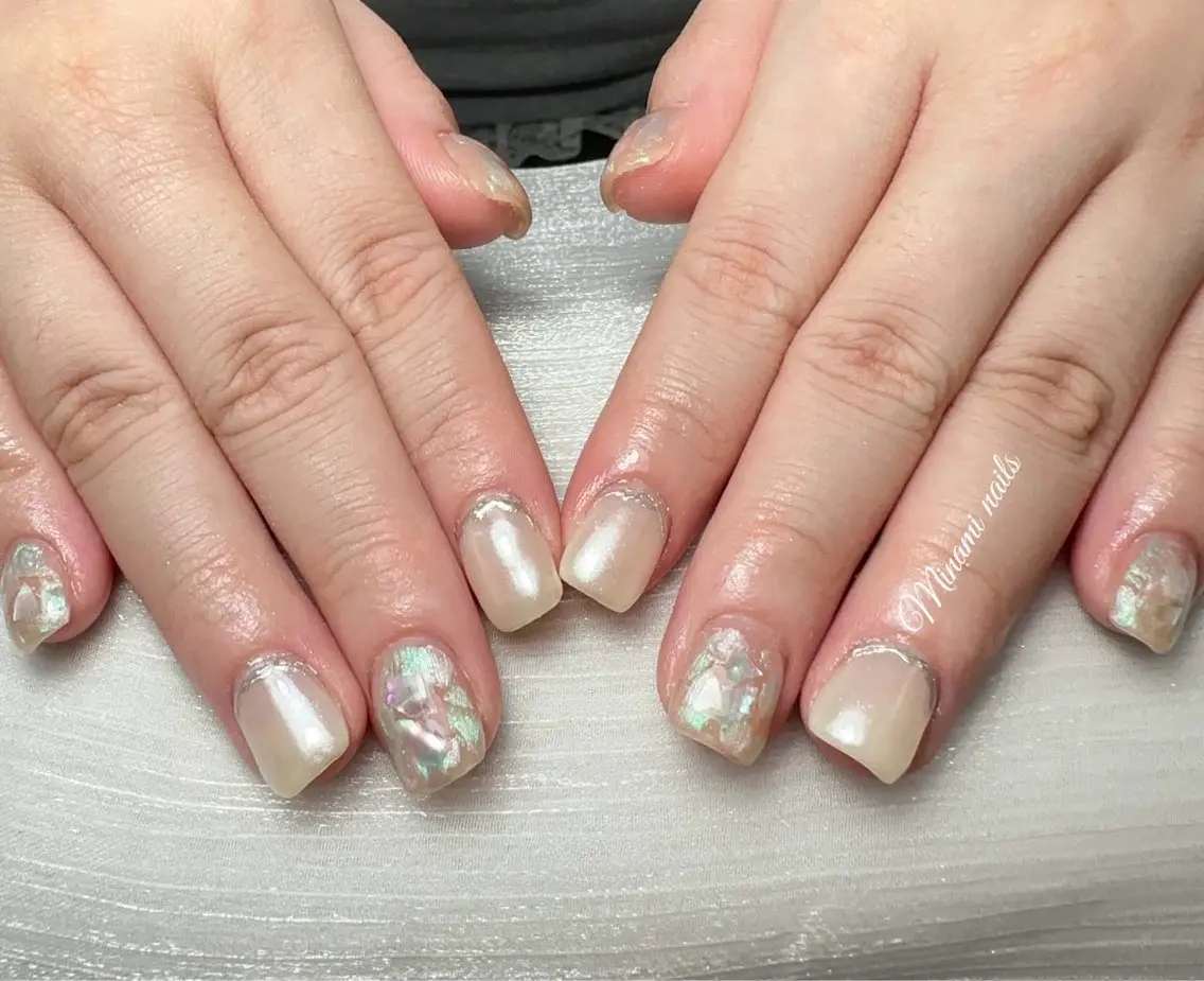 ネイル アートネイル オーロラネイル ガーリー キラキラネイル 韓国ネイル ハンドネイル Minami Nailsのネイルデザイン