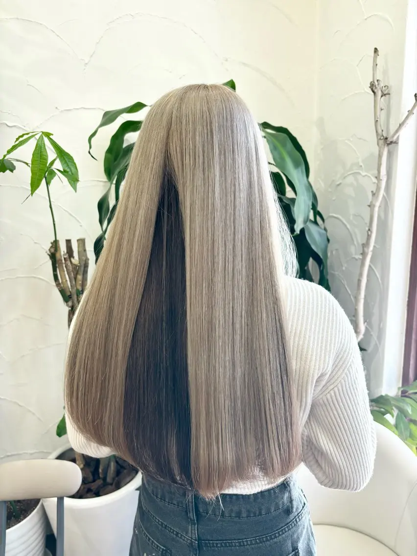 ロング カラー ハイトーン/ブリーチ 🦋デザイン森山陽向のヘアスタイル