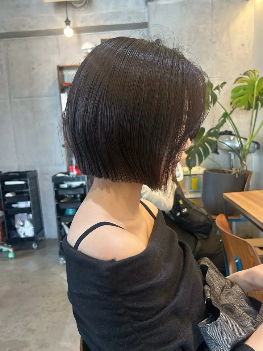 【U-28  初めての方30%offでご案内✨】韓国ボブカット+美髪矯正ヘアポテンツァトリートメント🤎の写真