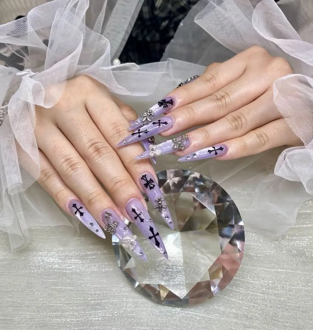 【長さ出し10本・XLロング】華やかデザイン&パーツ付け放題💎オフ別の写真
