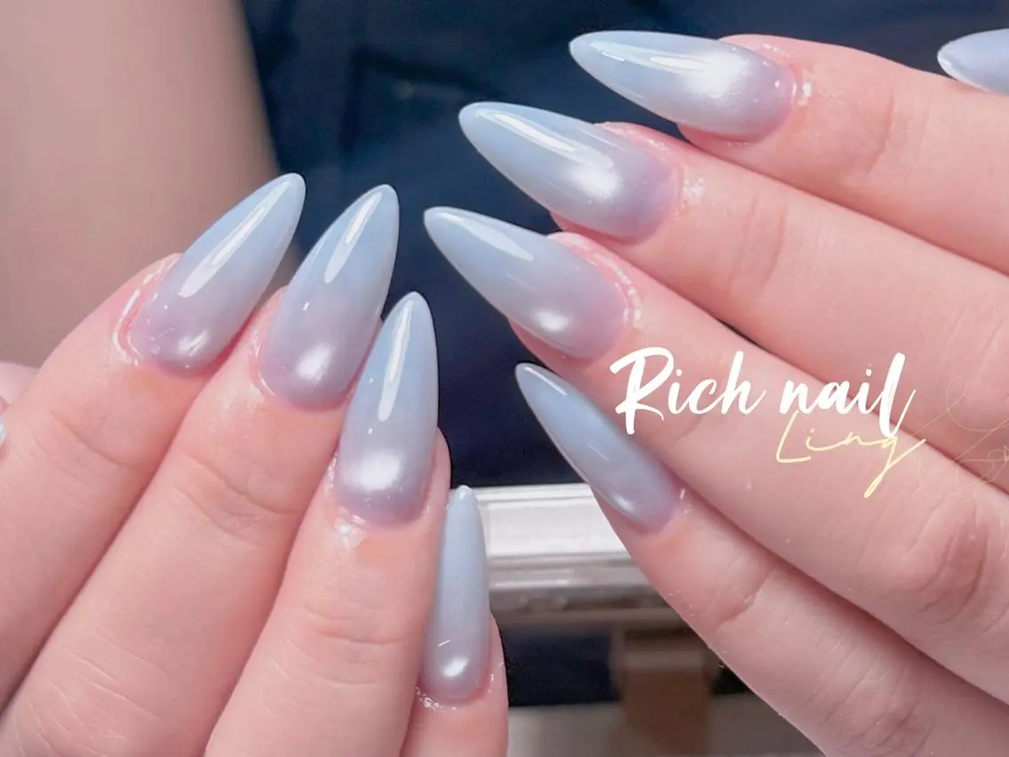 ネイル マグネットネイル ハンドネイル ハンドケア Rich Nail 🤲🏻梨央のネイルデザイン