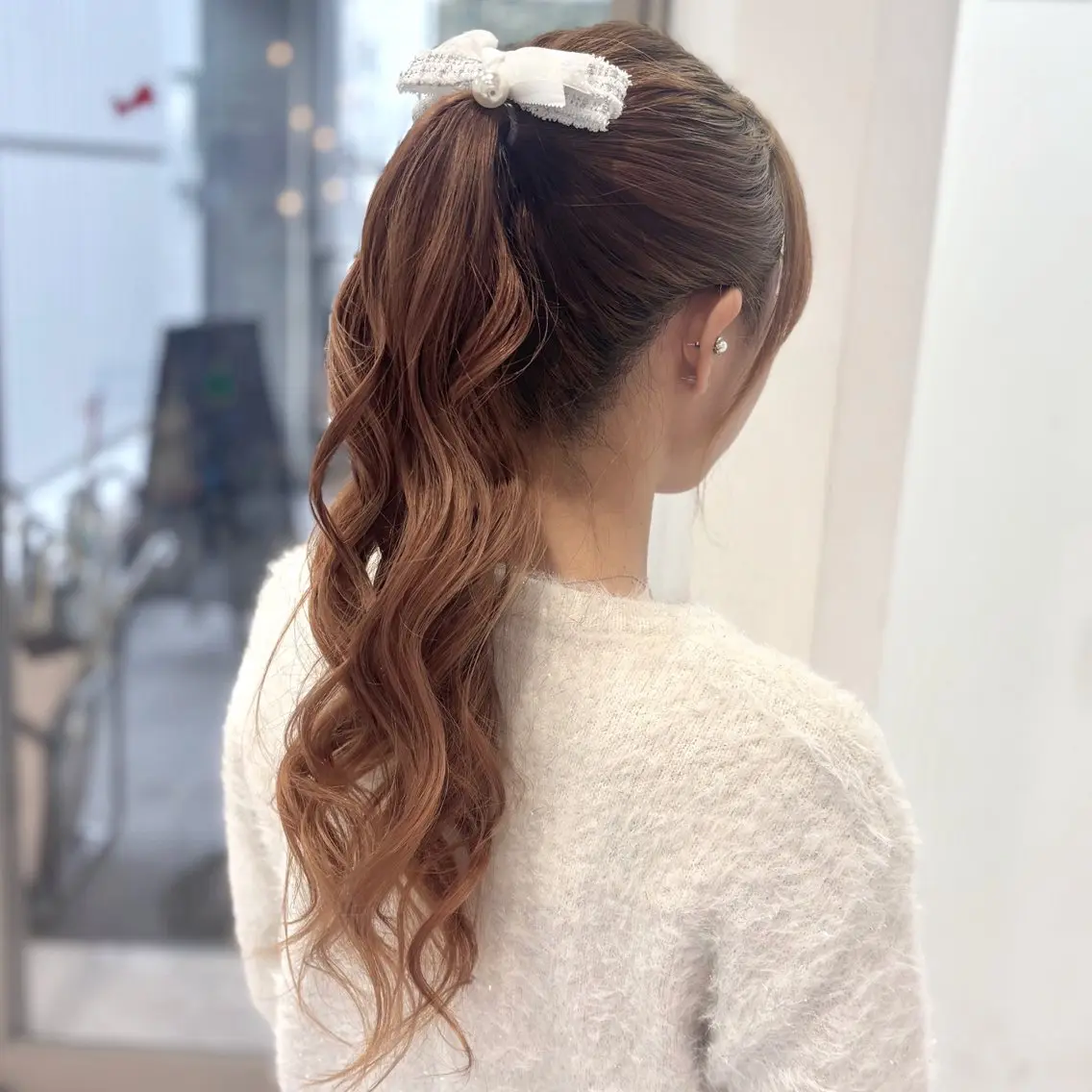 ロング ヘアアレンジ ポニーテール 🍯Ayu/ハイトー ン/ブリーチ/ヘアメのヘアスタイル