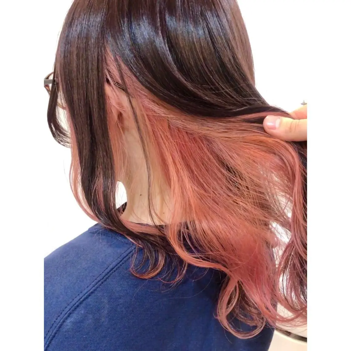 セミロング カラー インナーカラー ピンクカラー 推しカラー✨ オタク美容師ユウカのヘアスタイル