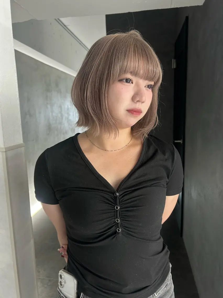 カラー ヘアカラー ️💜akari💜 ハイトーン/レイヤーのヘアスタイル