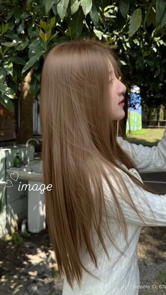セミロング ヘアカラー 高原 爽箕のヘアスタイル