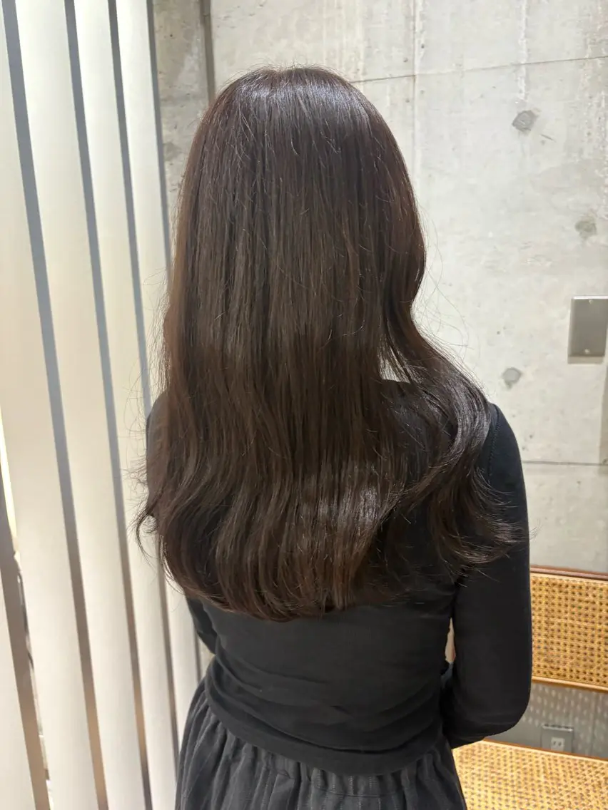 ロング 縮毛矯正／ カラー🟡amiのヘアスタイル