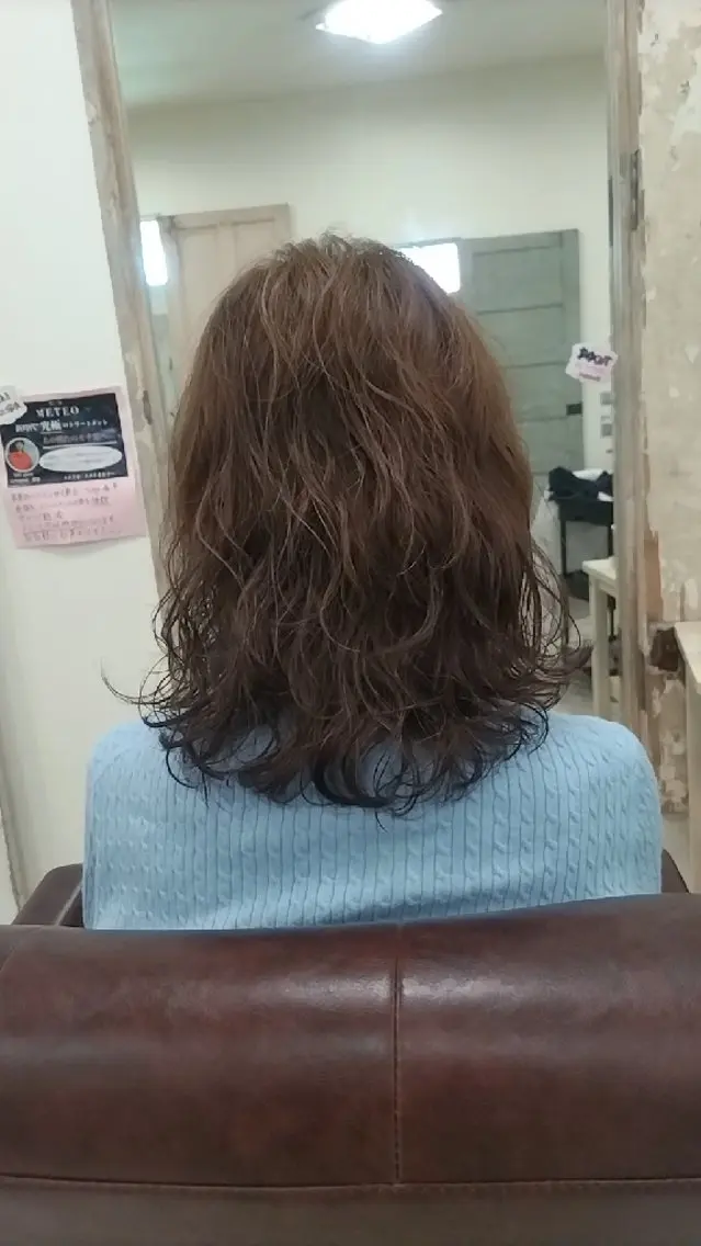 ミディアム パーマ ミディアムパーマ ニュアンスパーマ カット パーマ 磯崎 美幸のヘアスタイル