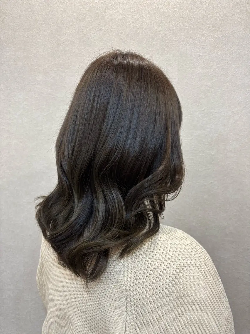 セミロング カラー 🦋ふくだ ゆうな🦋のヘアスタイル