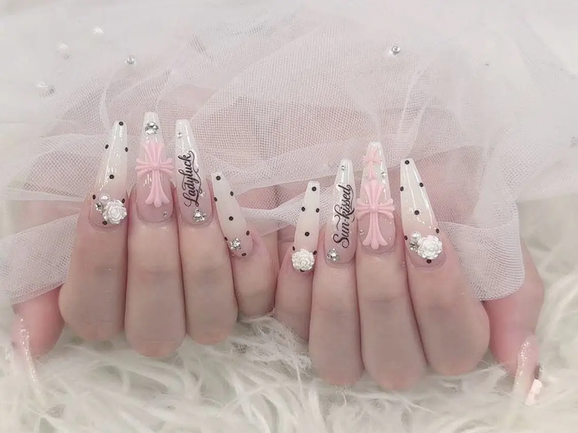 ネイル 成人式 マグネットネイル 大理石ネイル(マーブル) リボン 夏ネイル ハンドネイル MoMoA Nail ネイル長さ出し専門店のネイルデザイン