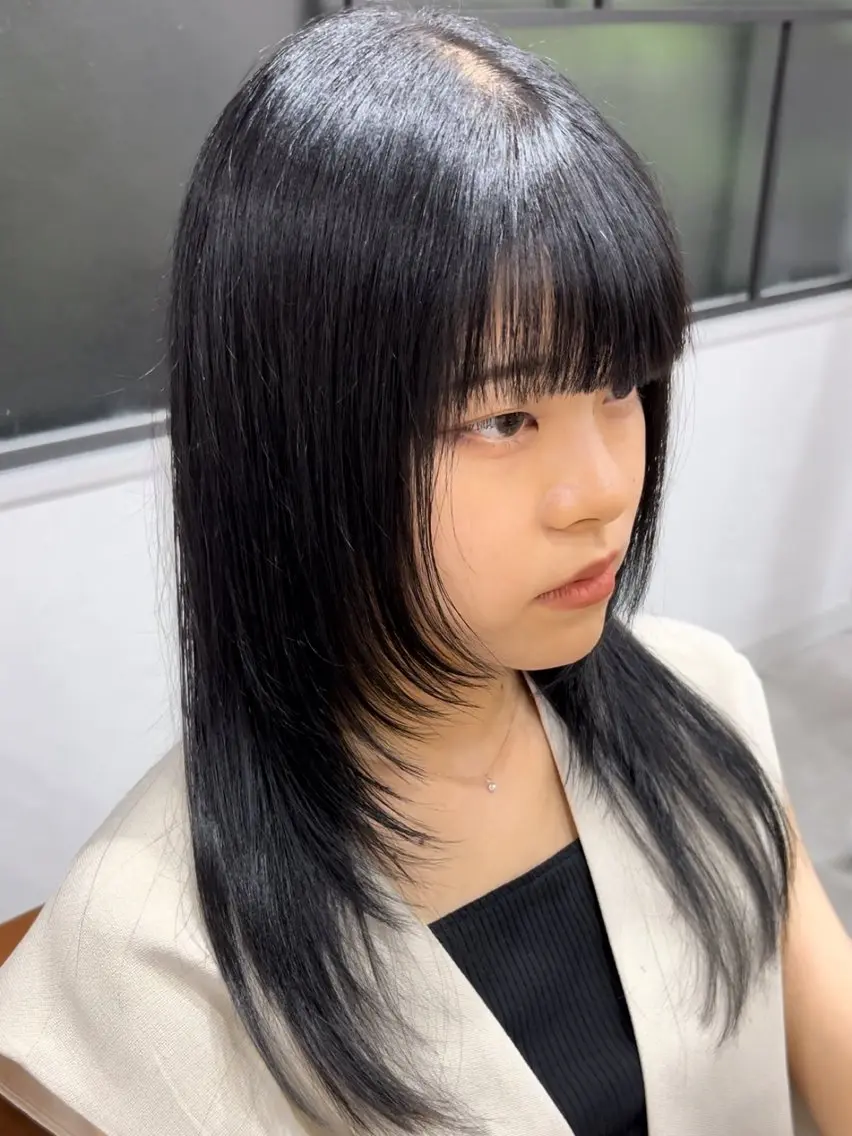 セミロング レイヤーカット 小顔カット 原田 健斗のヘアスタイル