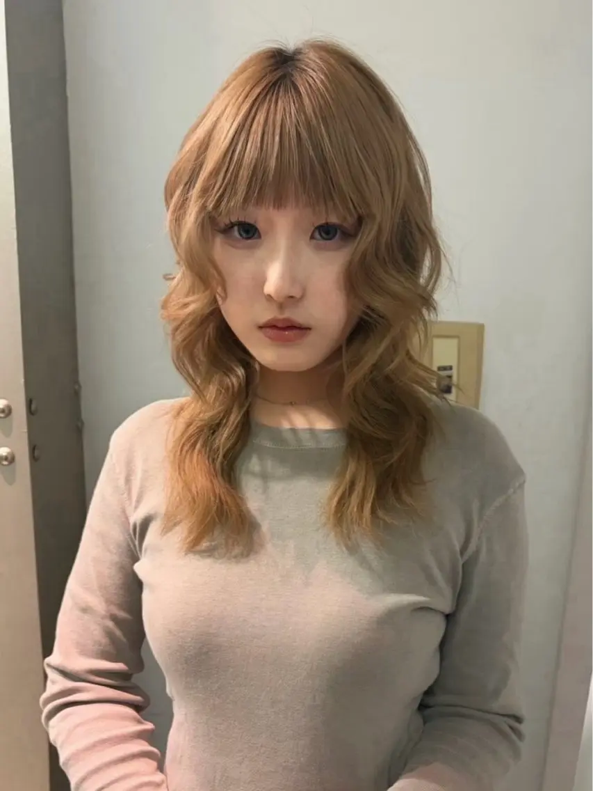 セミロング カット ヘアカラー トリートメント レイヤー/透明感 カラー　いくらまゆのヘアスタイル