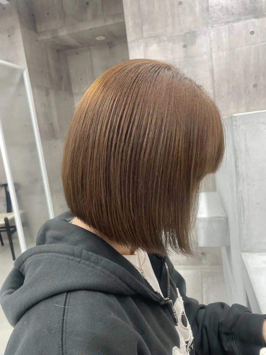 ショート カラー ベージュカラー ブリーチ ブリーチなしカラー 松村 友里圭のヘアスタイル