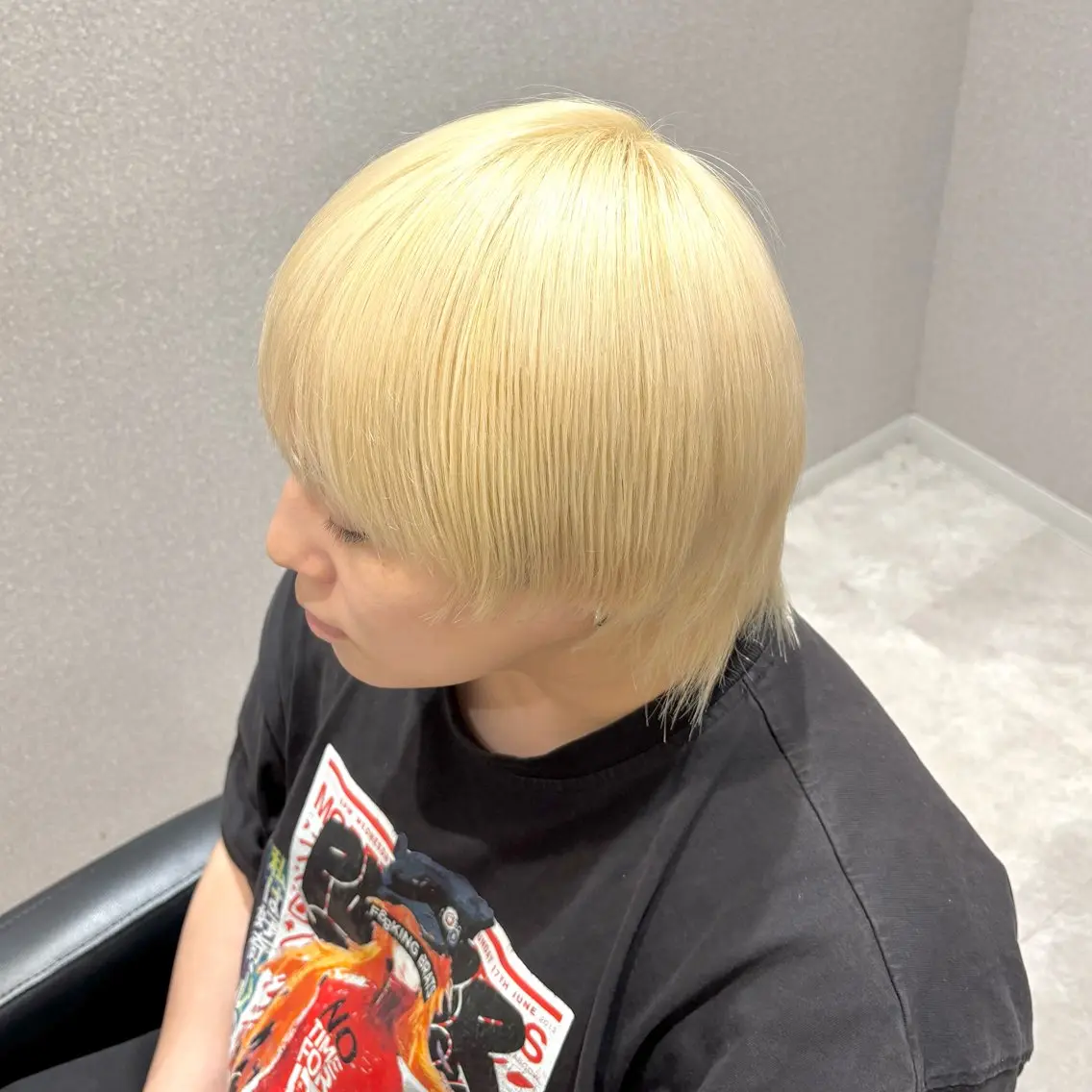 ショート カラー メンズ ヘアカラー 🩵ブリーチカラー MIORI🩵のヘアスタイル