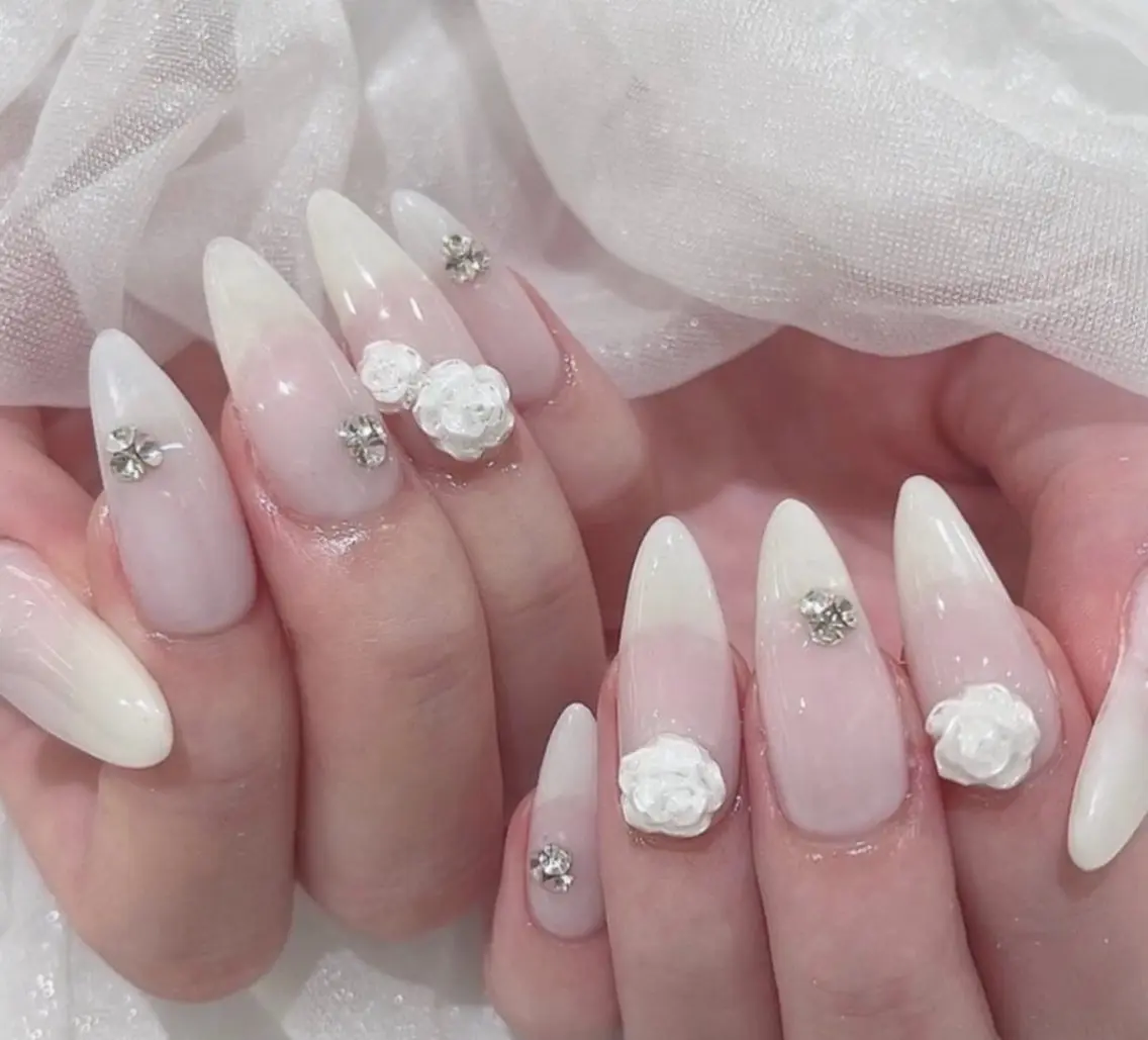 ネイル MoonHi Nail 朝霞台のネイルデザイン