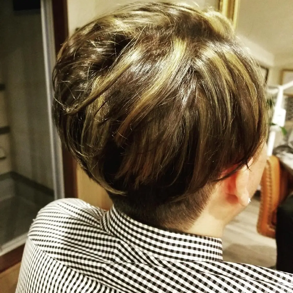 メンズ ショート カラー メンズハイライト メンズメッシュ ハイライトカラー メッシュ 外国人風カラー spa hair ark 富井直美のヘアスタイル