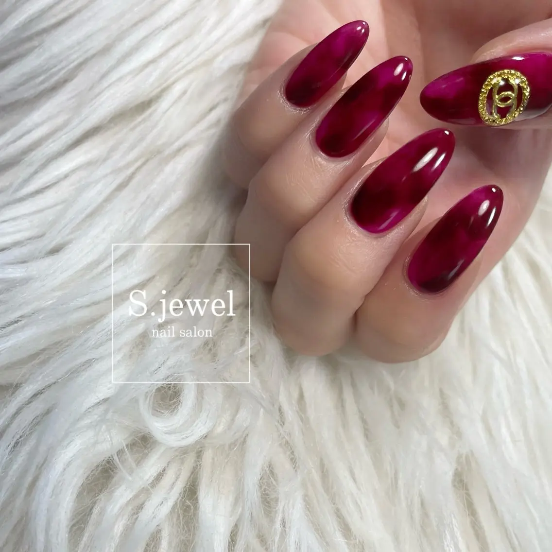 ネイル S. JEWELのネイルデザイン