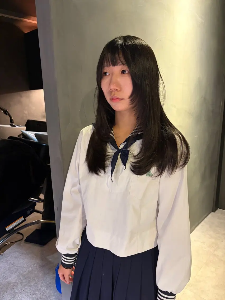 ロング カット 山本 夏樹のヘアスタイル