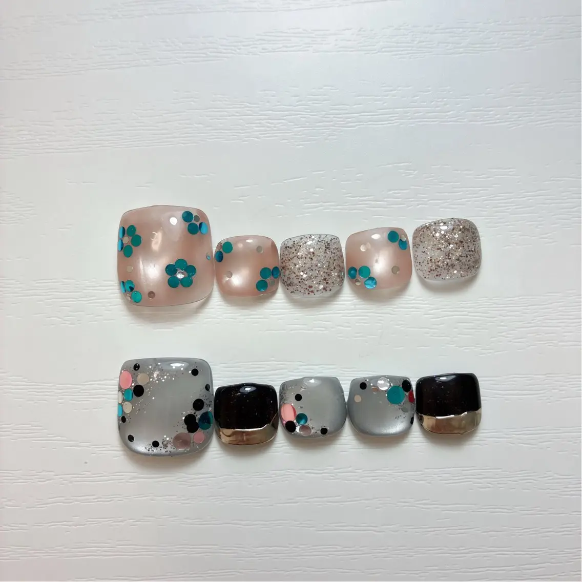 ネイル フットネイル 氷ネイル・うるうるネイル マグネットネイル ニュアンスネイル シンプルネイル フットネイル nail salon anoneのネイルデザイン