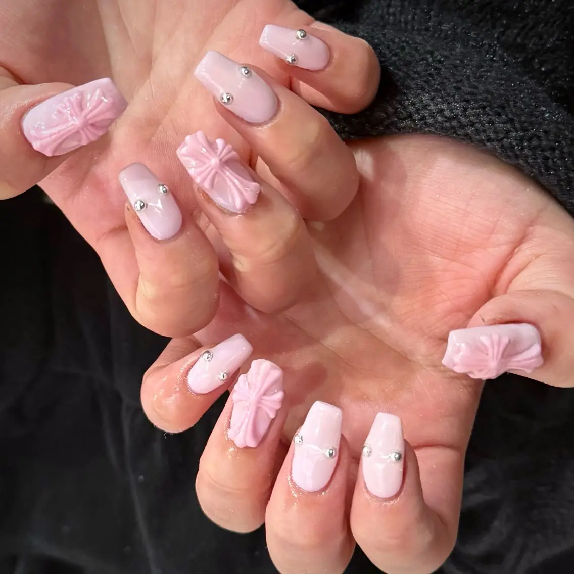 ネイル ハンドネイル フットネイル 𝙃𝙖𝙧𝙪⋆ ˚꩜。個性派のネイルデザイン