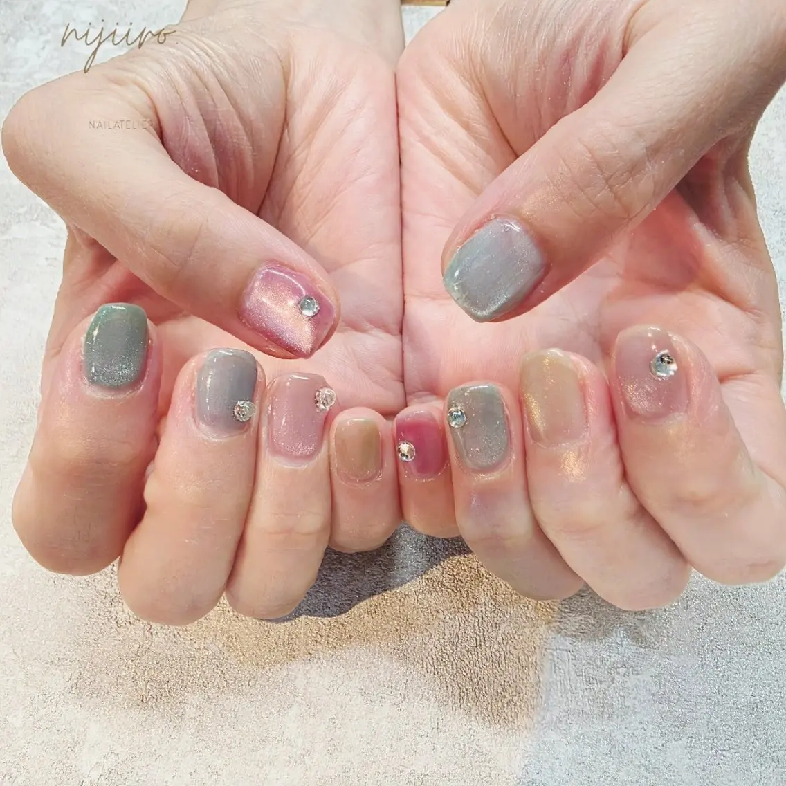 ネイル ハンドネイル nijiiro🌈 サトウのネイルデザイン