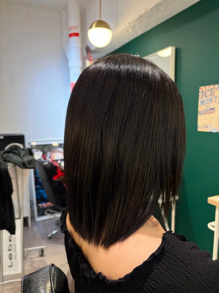 カラー 加部 采音のヘアスタイル