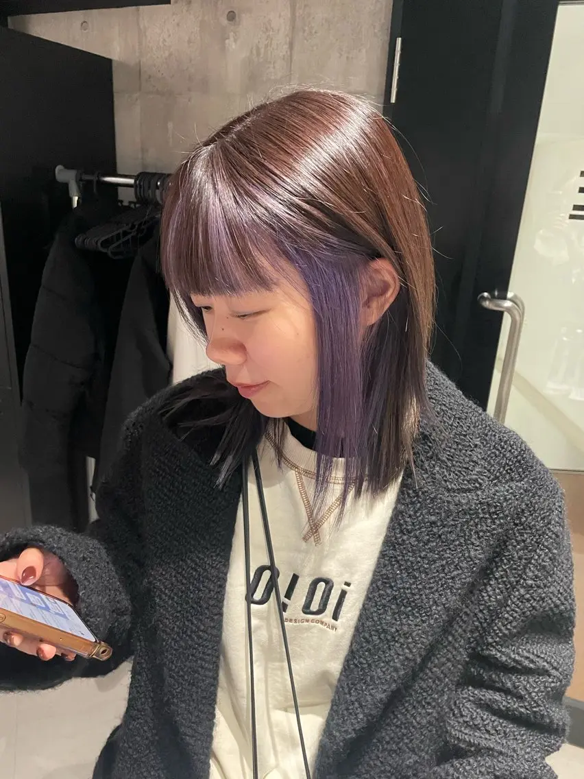 ミディアム ヘアカラー _WHITE 佐伯 碧のヘアスタイル