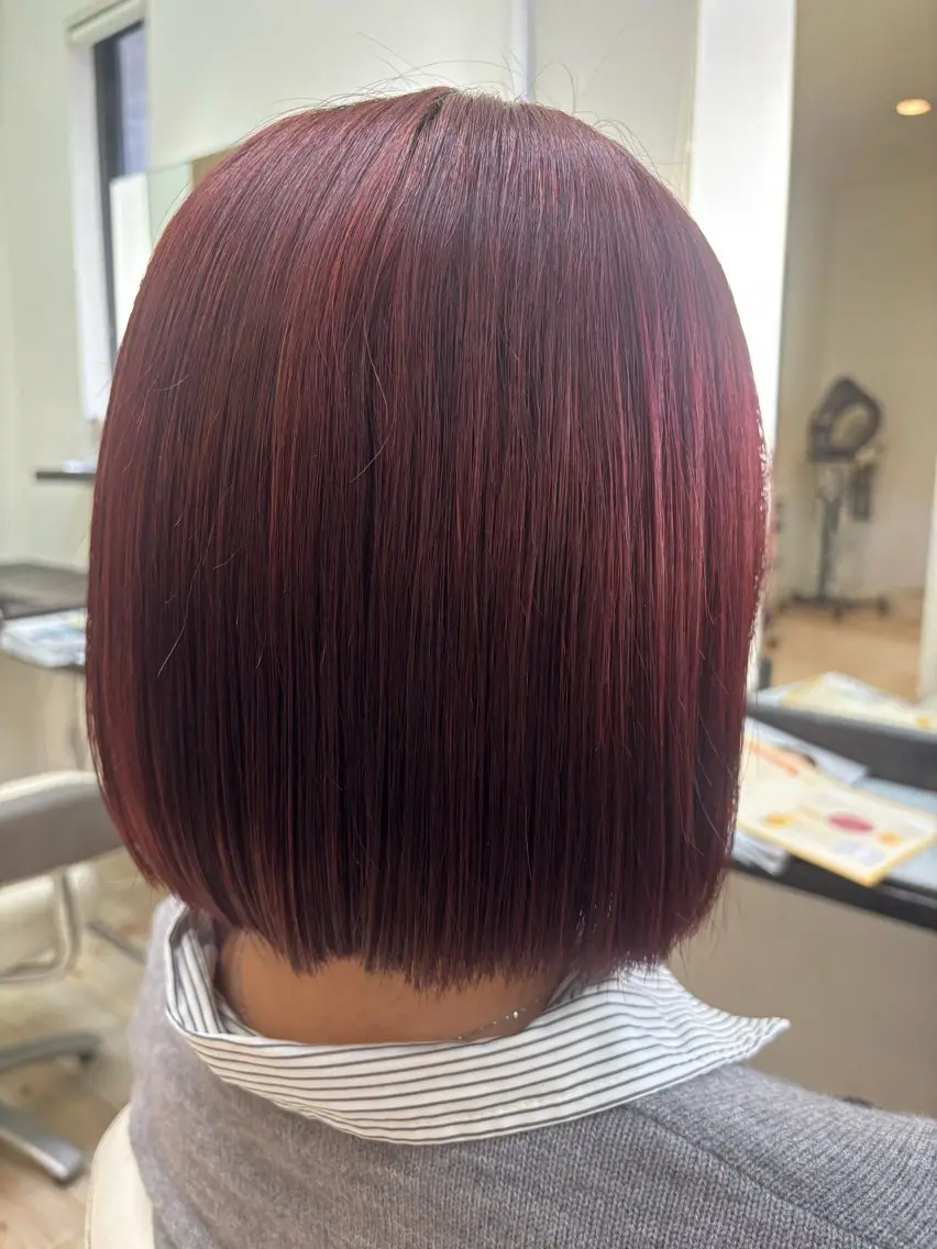 ショート カラー ルプラボウ 石黒よう子のヘアスタイル