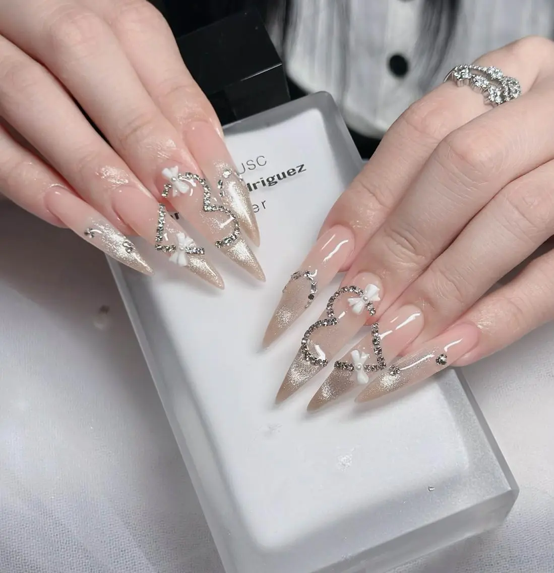 ネイル フレンチネイル ジェルネイル ハロウィン 韓国ネイル マグネットネイル ハンドネイル H.baby Nail Salonのネイルデザイン