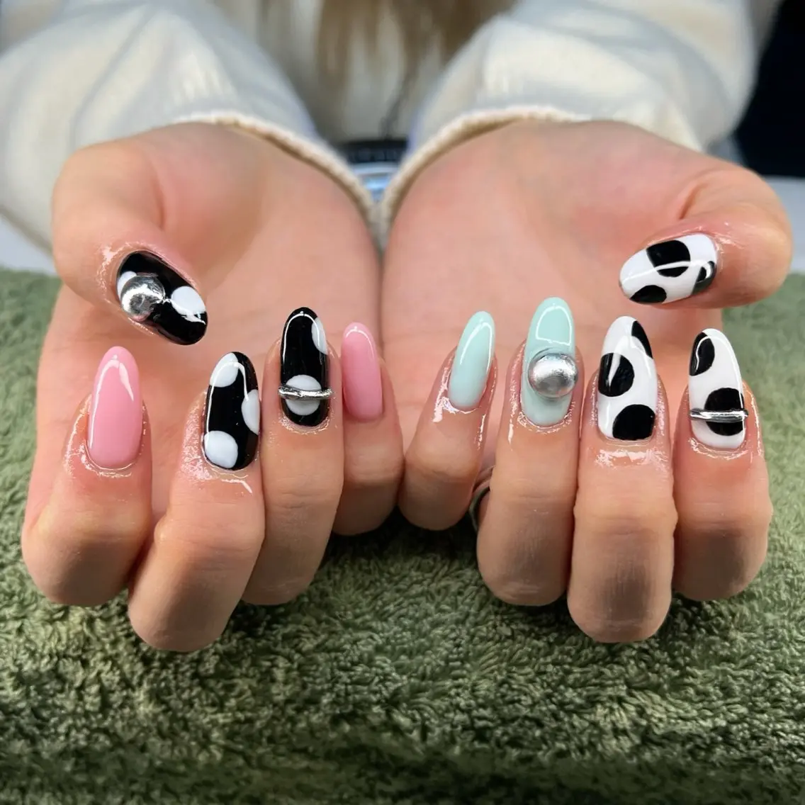 ネイル ハンドネイル フットネイル MHR nailのネイルデザイン