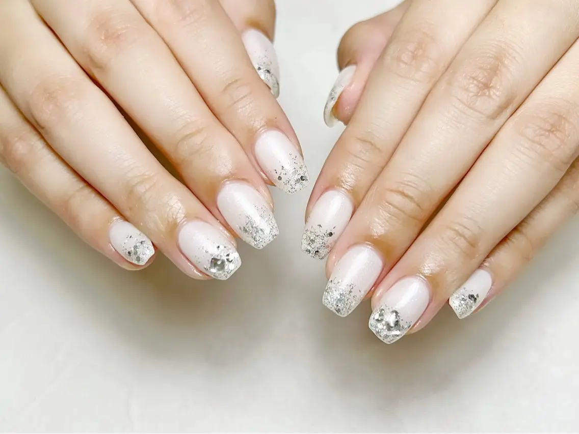 ネイル アートネイル ラメ(グリッター) オフィスネイル ワンカラーネイル 冬ネイル rouse nail RISATOのネイルデザイン