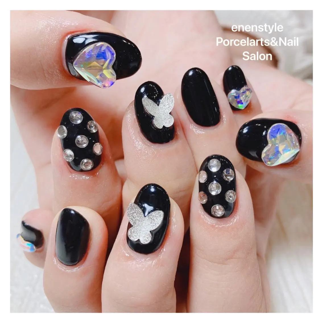 ミディアム ネイル 🐾enen style 🐾のネイルデザイン