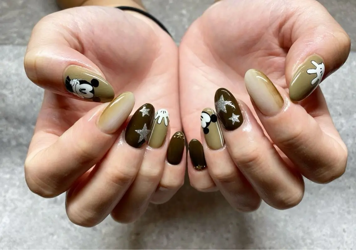 ネイル エジラランテ esilaranteのネイルデザイン