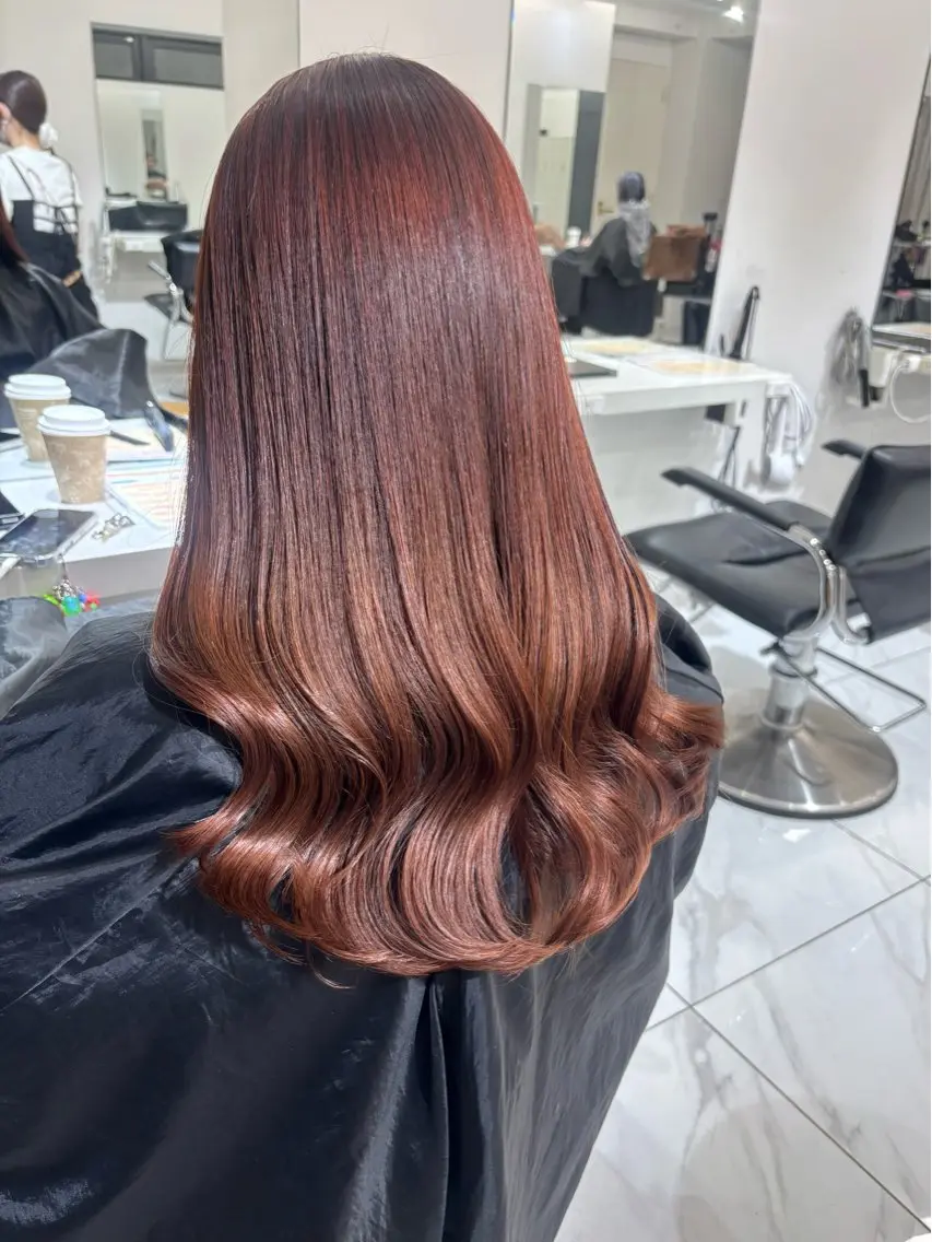 ロング カラー ブラウンカラー オレンジ オレンジブラウン カット ヘアカラー 縮毛矯正 トリートメント 🩶大人韓国ヘア 渋谷/Satsukiのヘアスタイル
