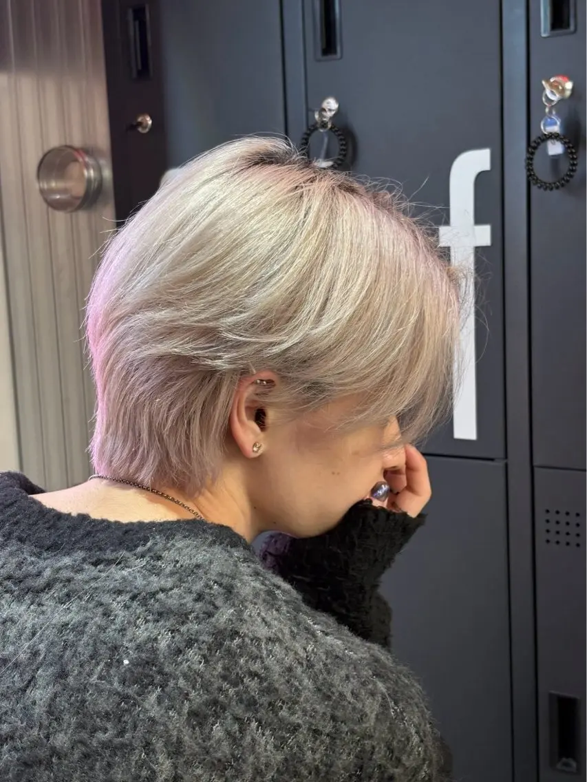 ミディアム カラー メンズ カット ヘアカラー メンズハイトーン No.1🏆Tiamのヘアスタイル