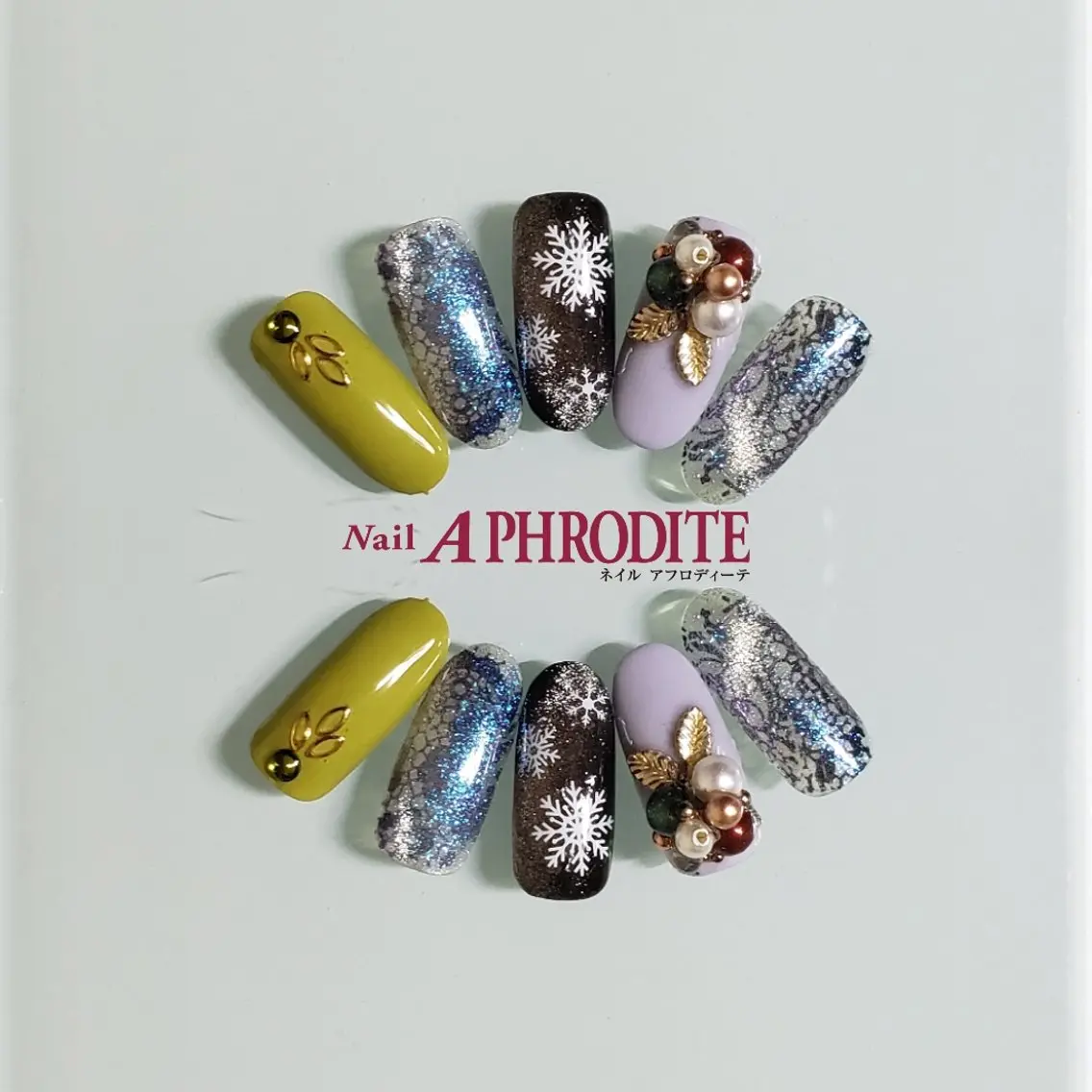 ネイル ジェルネイル ニュアンスネイル スカルプネイル ソフトジェル ネイルチップ ハンドネイル Nail Aphroditeのネイルデザイン