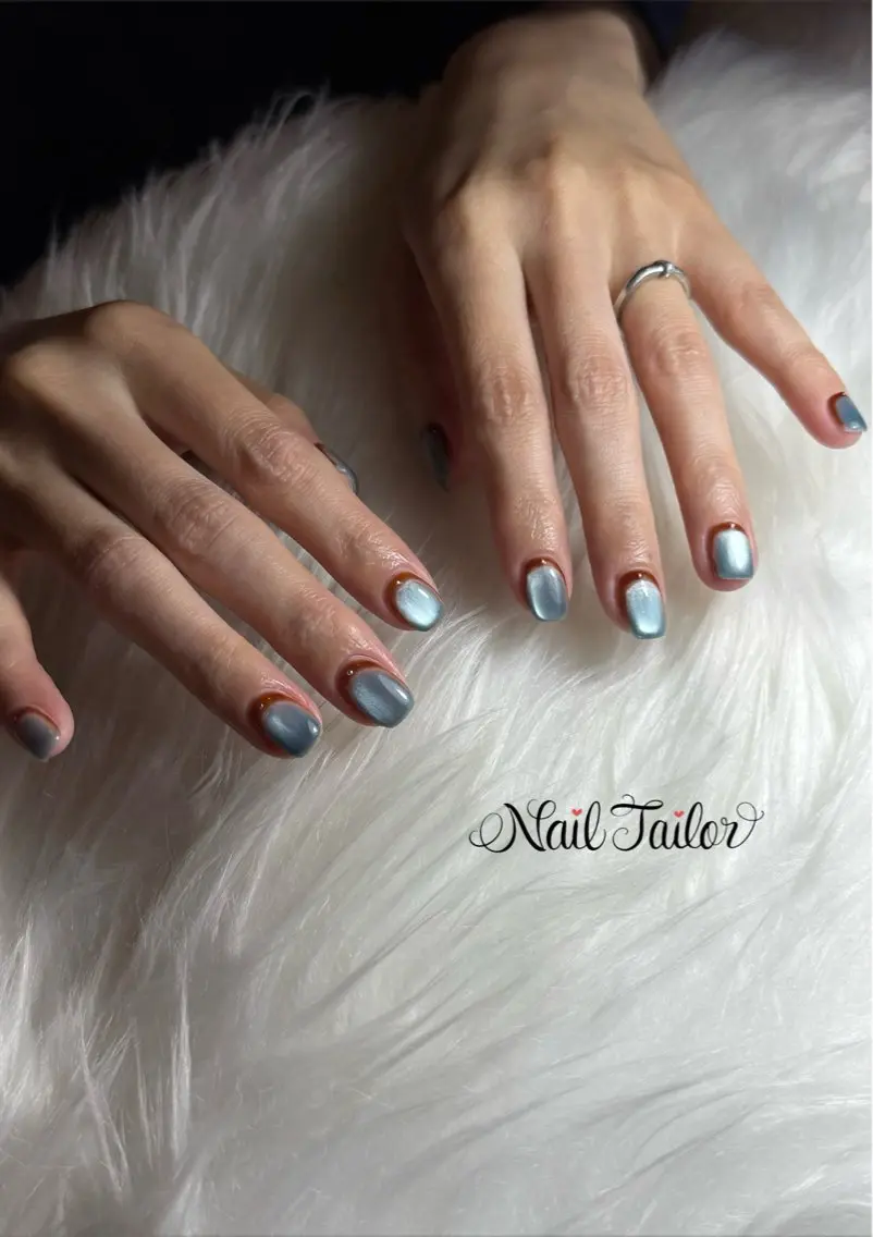 ネイル ブラウン 水色 マグネットネイル 持ち込み ショートネイル ハンドネイル NailTailor ネイルテイラーのネイルデザイン
