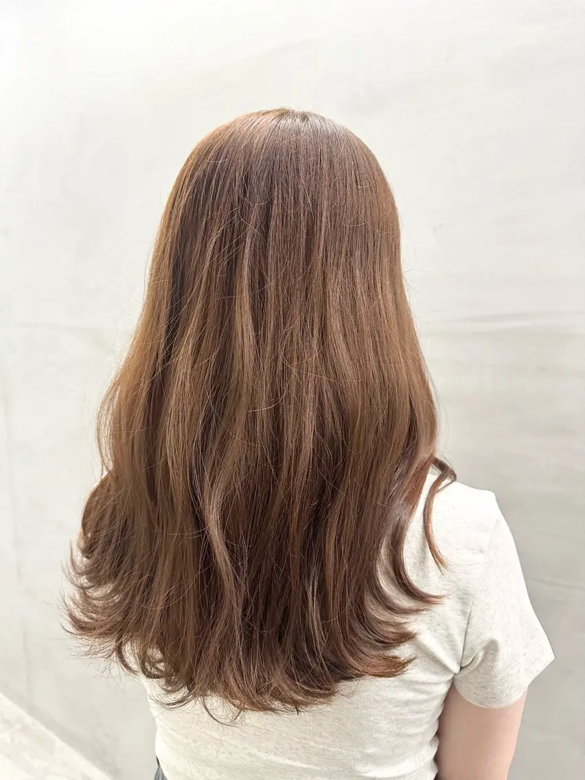 セミロング カラー カット ヘアカラー トリートメント 鈴木 涼太のヘアスタイル
