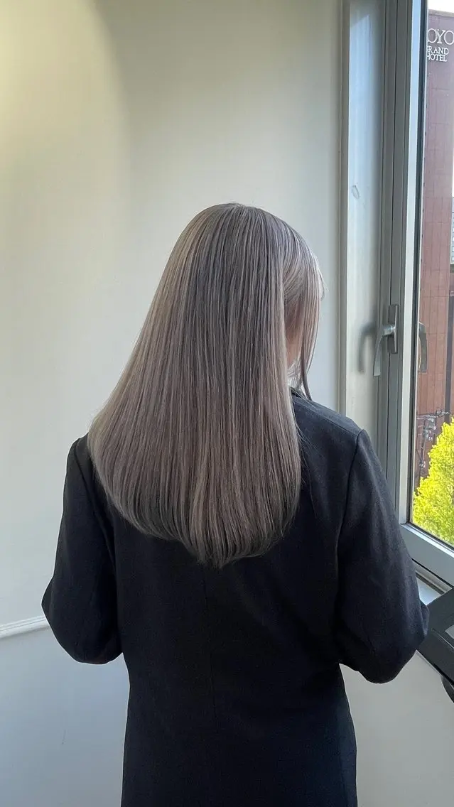 セミロング 光岡 玲遠のヘアスタイル