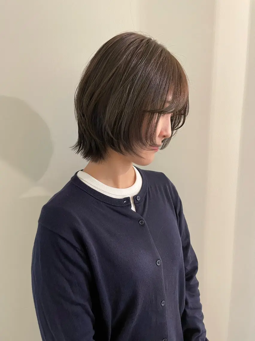 ミディアム カラー レイヤーカット カット ヘアカラー トリートメント 渋谷 留菜のヘアスタイル