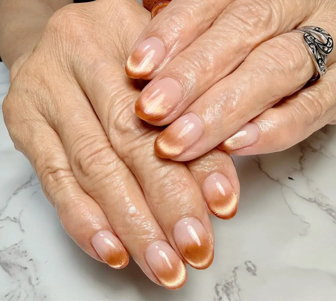 ネイル アートネイル チークネイル フラッシュネイル フラッシュマグ フレンチネイル Mai’s nailのネイルデザイン