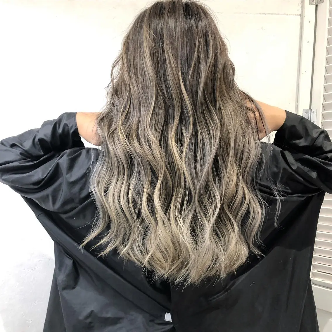 ロング カラー タナカ タクヤのヘアスタイル
