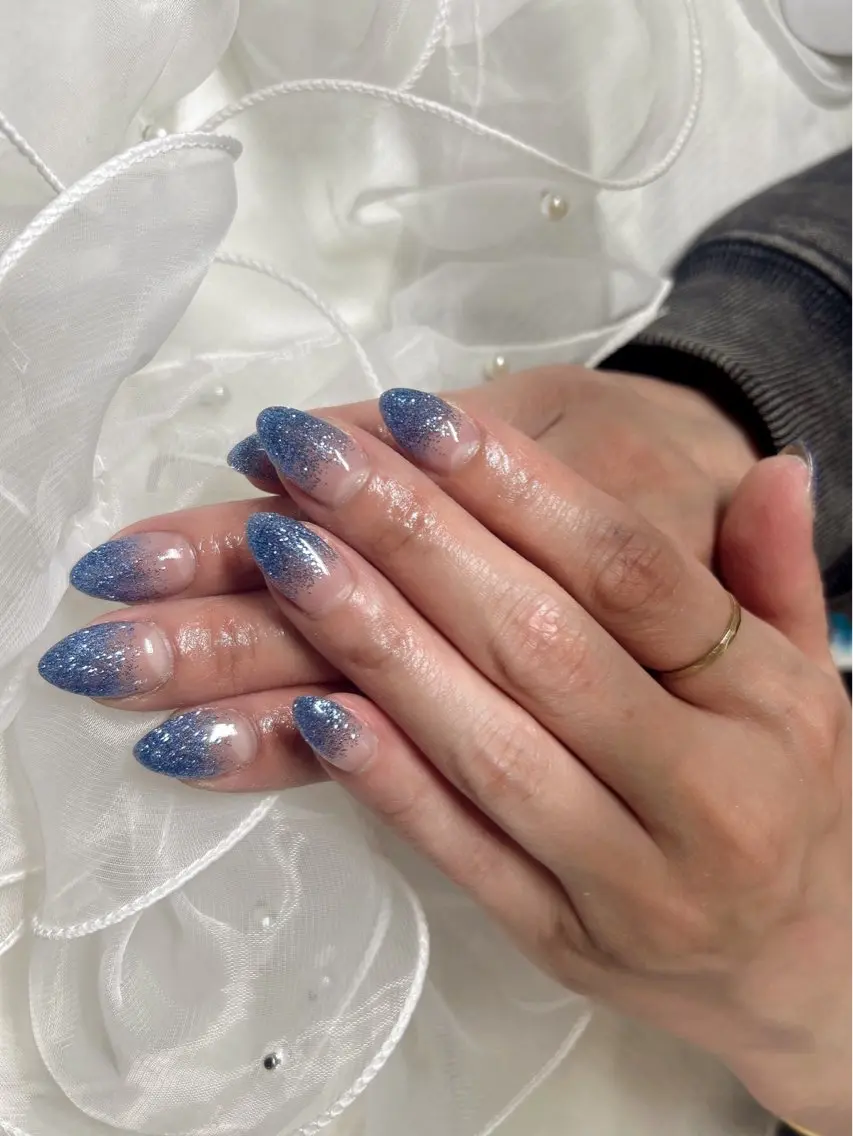 ネイル グラデーション ラメ(グリッター) ラメグラデーション ハンドネイル Ange saraのネイルデザイン