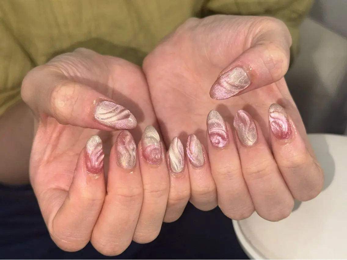 ネイル lucky nail 歌舞伎町のネイルデザイン